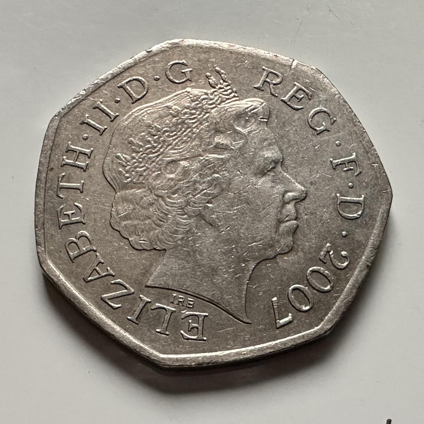 🌹外币初藏🌹🐯2025年第144场  每周二四六晚8️⃣点 接代拍 英国2007年50便士 纪念币 b