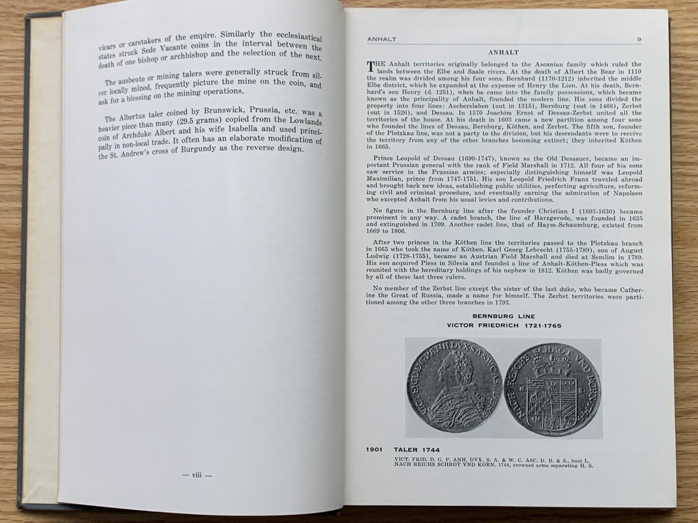 《竞宝斋》第450场 周日，周一，周二  3场连拍 （全场包邮，欢迎送拍） 达文波特德国泰勒1700-1800第二版，已绝版，PCGS和NGC官方参考目录，目录本身就是收藏品