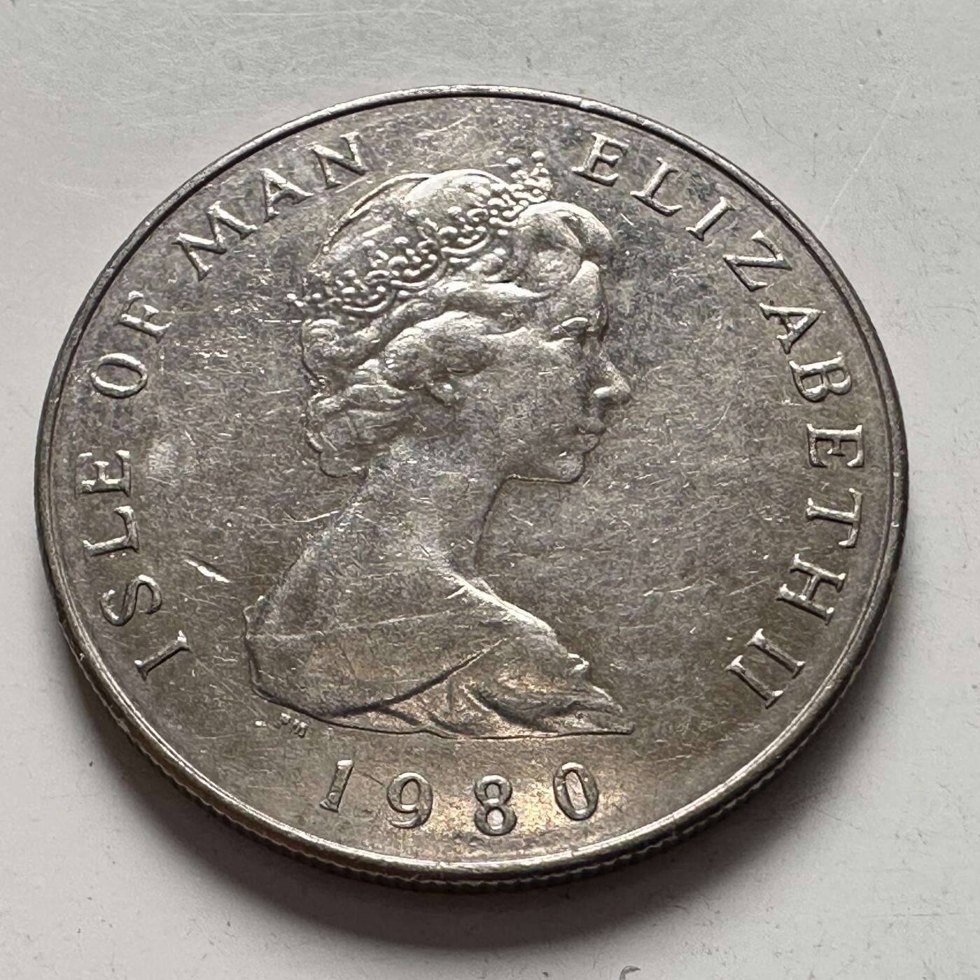 🌹外币初藏🌹🐯2025年第144场  每周二四六晚8️⃣点 接代拍 马恩岛1980年五便士