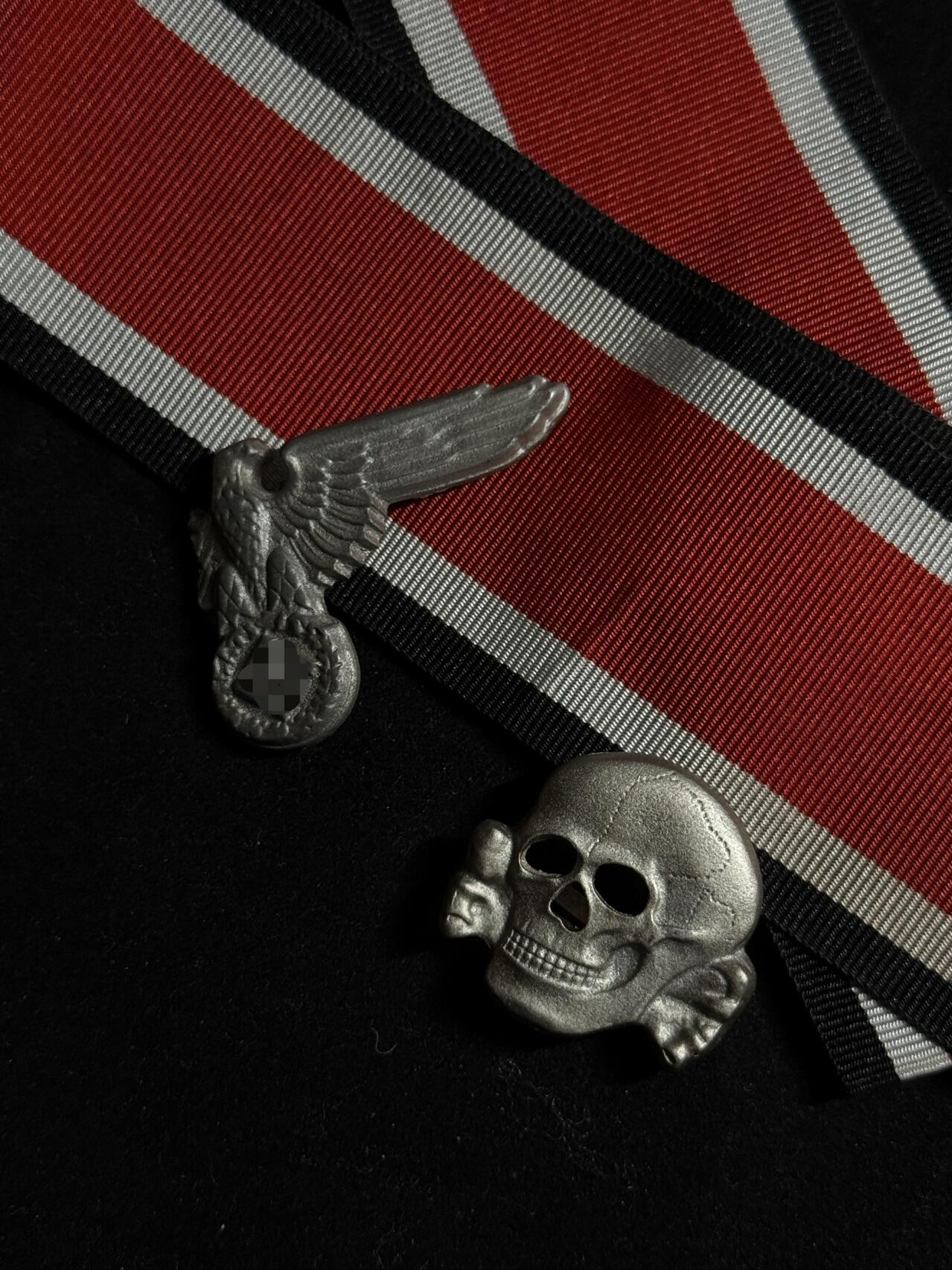 欢庆元旦！戎马世界章牌大赏第109期元旦大拍