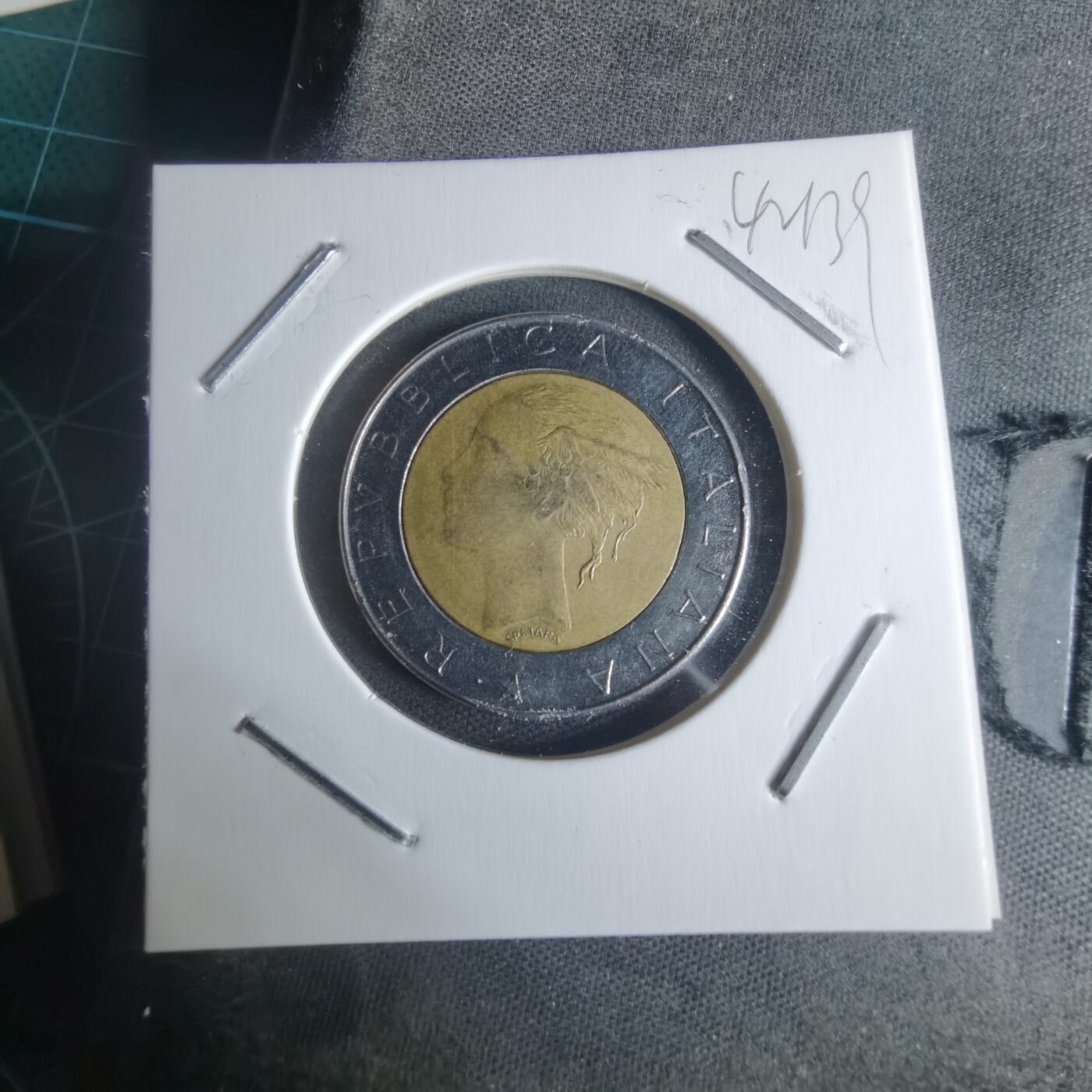 沼泽如烟--第942场 意大利1986年500里拉