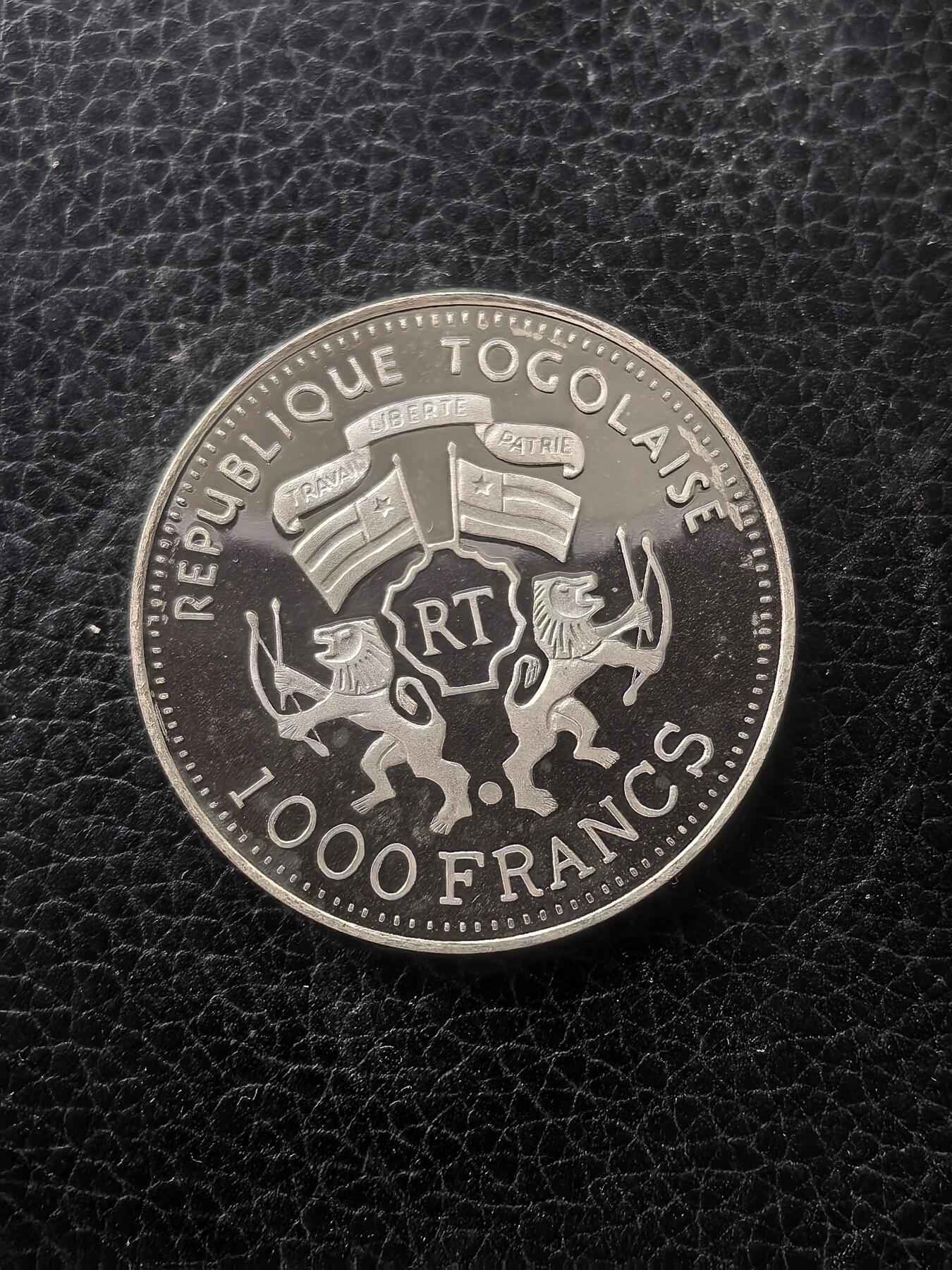 道一币馆币章第一百六十一场 多哥共和国1999年宗教改革家马丁 路德1000法郎精制银币  14.97g 999s 