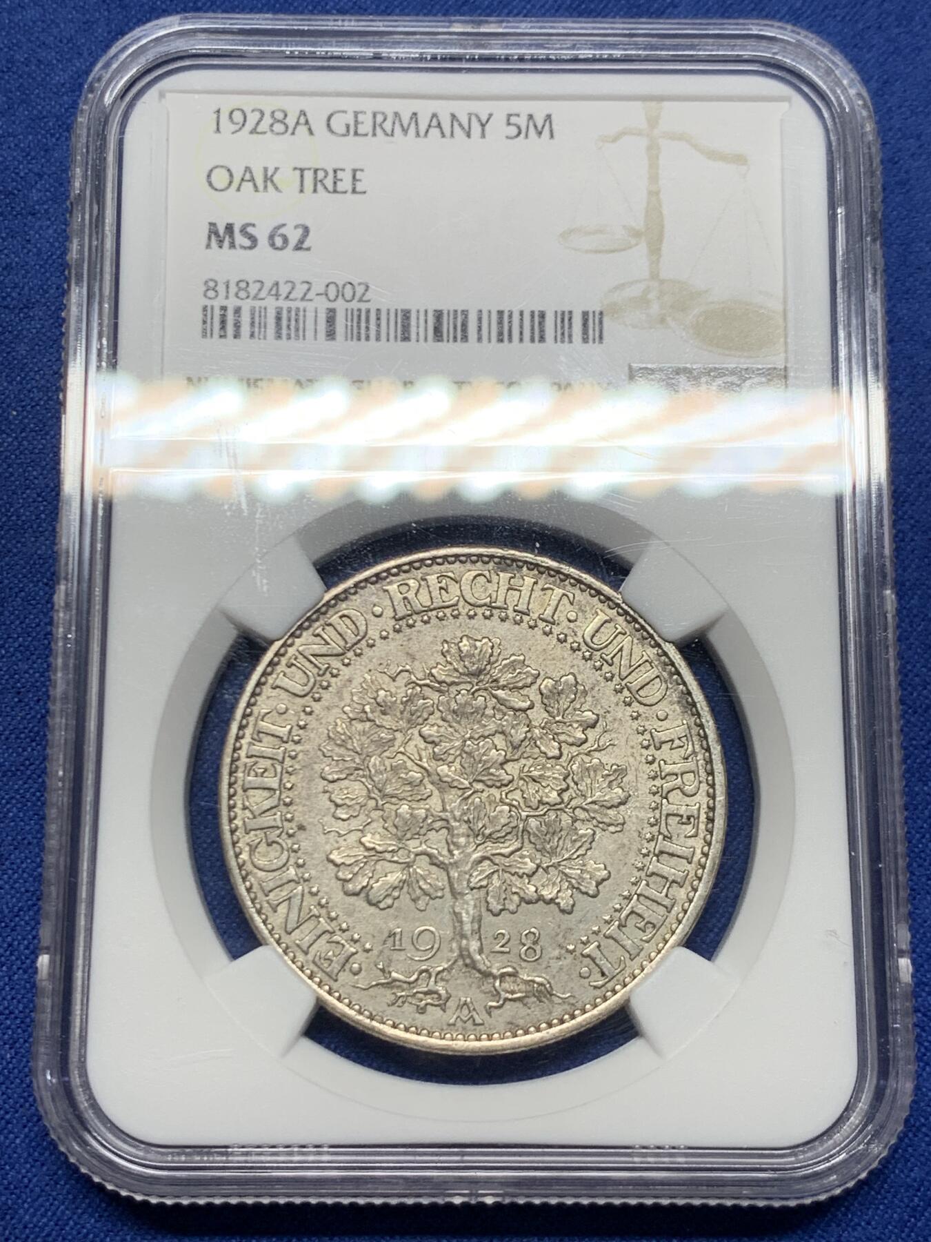 《竞宝斋》第450场 周日，周一，周二  3场连拍 （全场包邮，欢迎送拍） NGC MS62 德国魏玛共和国1928年橡树5马克银币