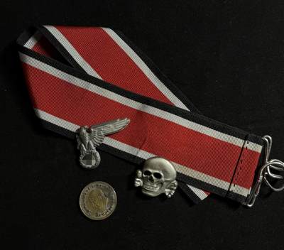 欢庆元旦！戎马世界章牌大赏第109期元旦大拍 - 铭记历史，珍爱和平！德国二战配件一组，均为复刻！