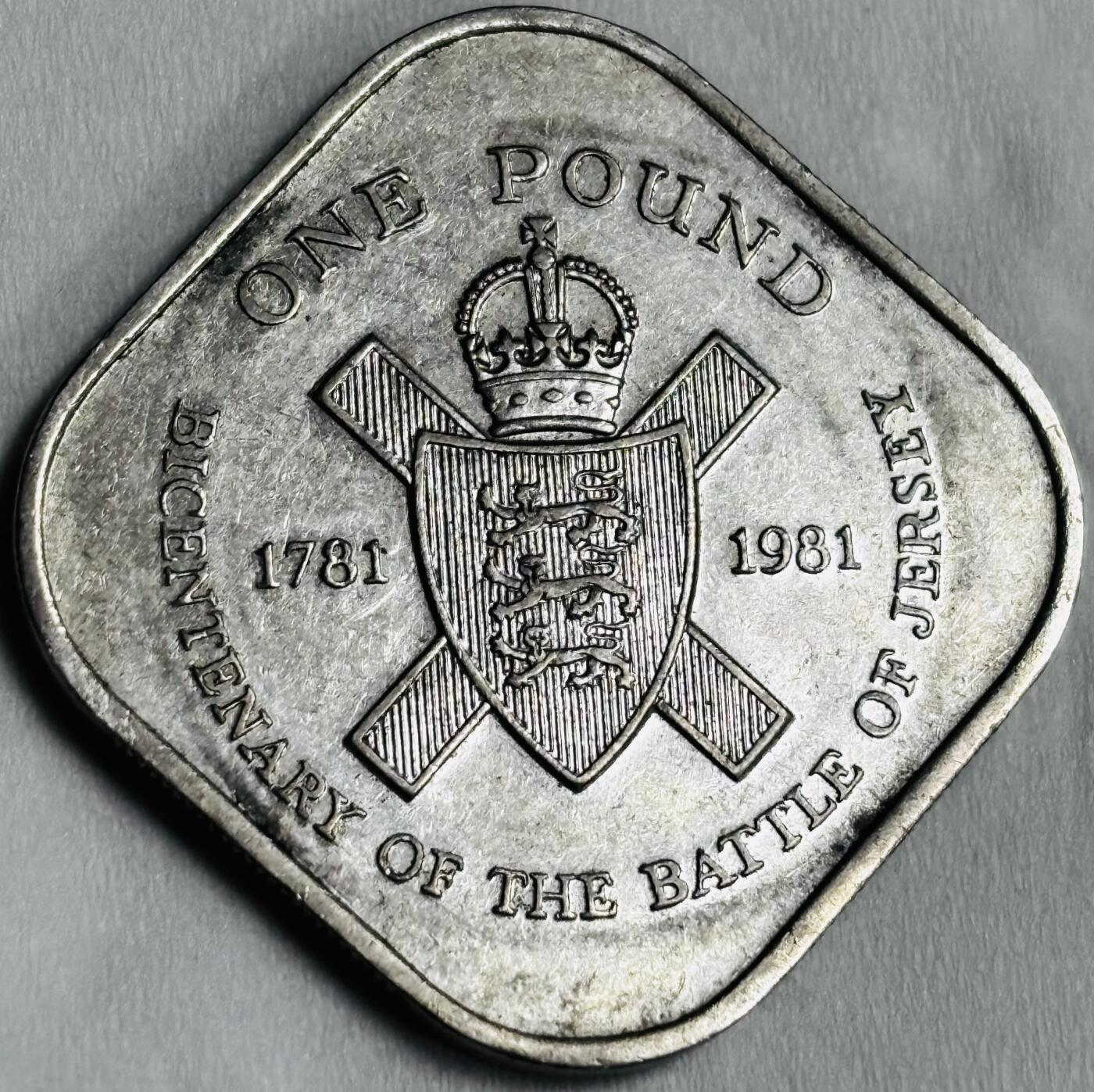 文馨钱币收藏第 286 场，圣诞节专场【 长期接收代拍品低至 0 佣金】 少见泽西岛 1981年1镑方形纪念币 泽西战役200周年 英国皇室皇家领地