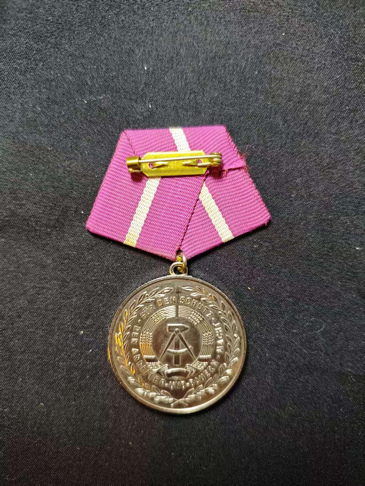 罗岚⭐爱藏⭐甄选专拍第二场-分享拍场赚佣（实体店在建中···） 民主德国民防银级忠诚服务奖章 美品