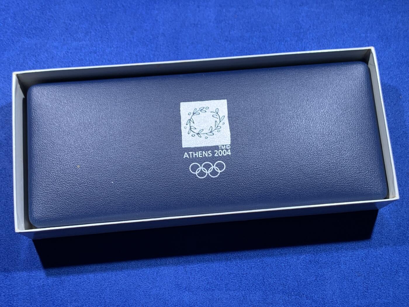 《竞宝斋》第450场 周日，周一，周二  3场连拍 （全场包邮，欢迎送拍） 希腊2004年10欧元X2精制银币套 雅典奥运会-标枪/跳远 925银 34克X2 盒证全