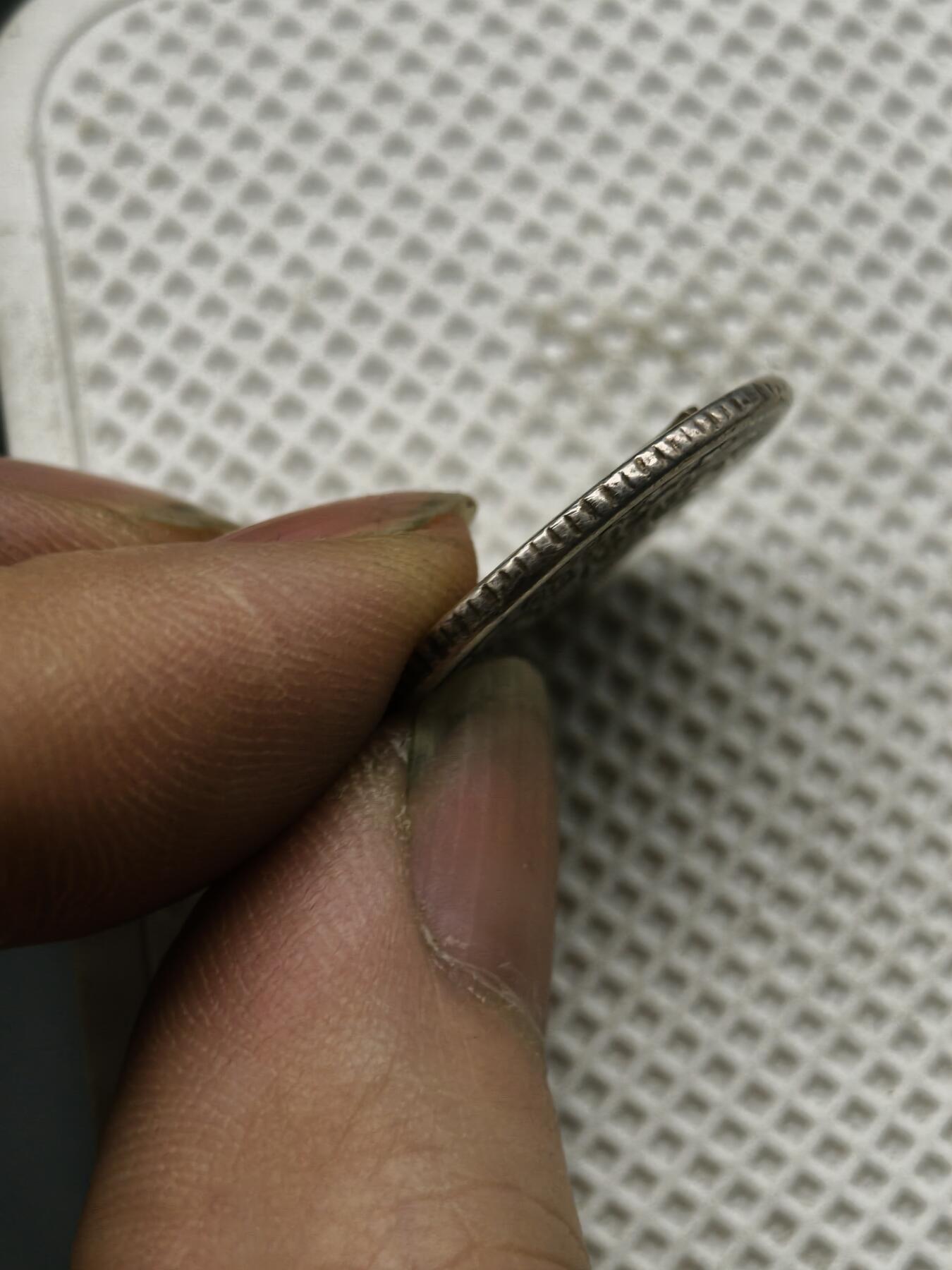 98期回流戒指饰品杂件纪念章丝路钱币专场