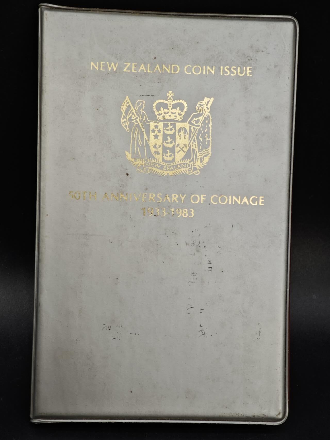 【淘币小摊】实时拍第八百三十六拍   银币套币场   满百包邮可预留二周 每周一统一发货   新西兰1983年货币50周年套币