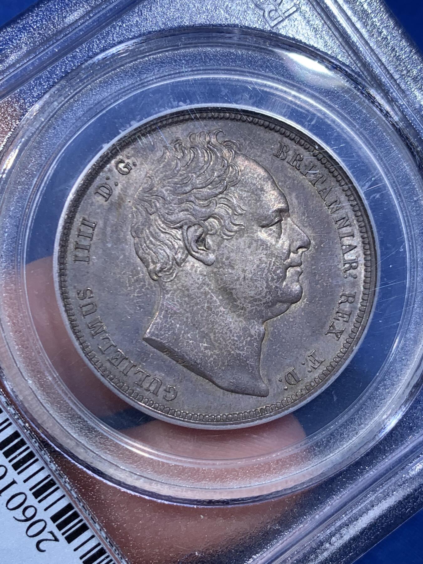 《竞宝斋》第450场 周日，周一，周二  3场连拍 （全场包邮，欢迎送拍） PCGS MS64 英国 1834年 威廉四世大窗帘半克朗银币 早期老盒子 五彩原味包浆 直接一步到位
