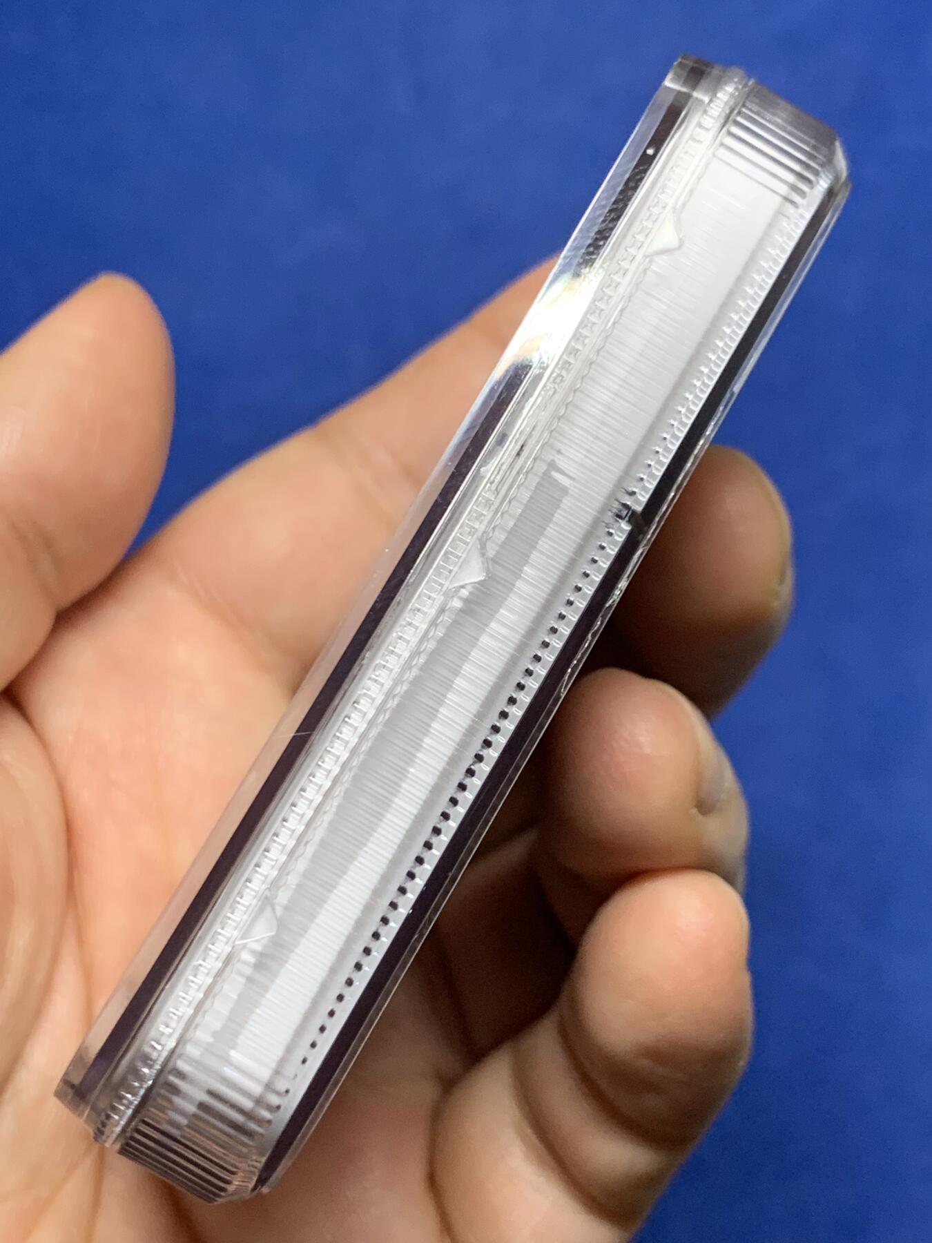 《竞宝斋》第450场 周日，周一，周二  3场连拍 （全场包邮，欢迎送拍） NGC UNCD 英国1892年伦敦摄影展纪念银章，自然氧化包浆还是特别漂亮，原汁原味。39mm，加厚盒。