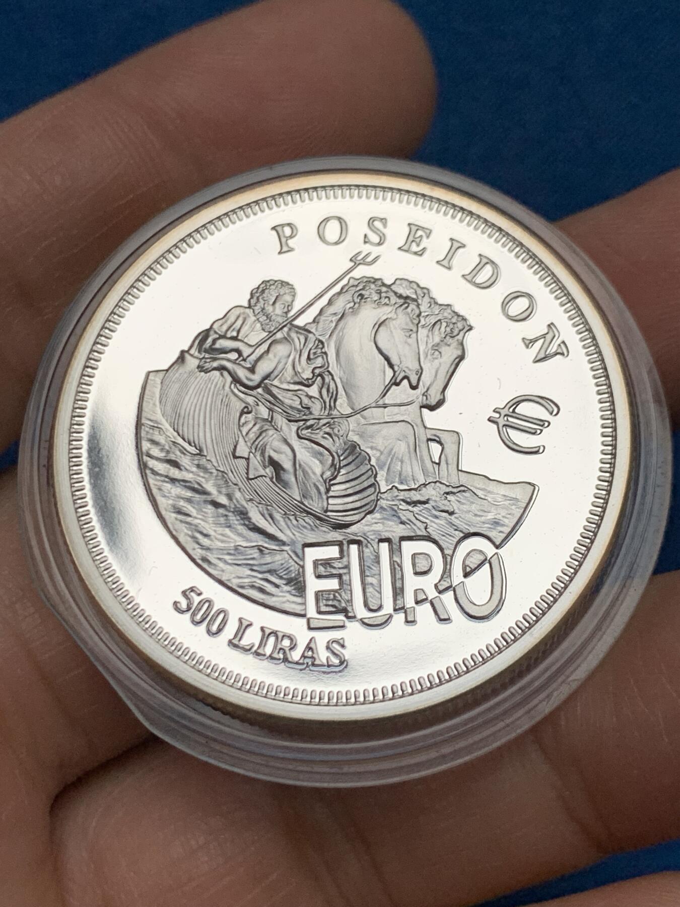 《竞宝斋》第450场 周日，周一，周二  3场连拍 （全场包邮，欢迎送拍） 马耳他骑士团2001年海神波塞冬大银币 31.2g 999银