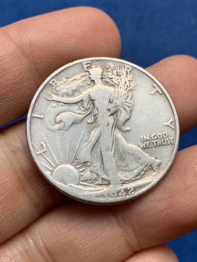 《竞宝斋》第450场 周日，周一，周二  3场连拍 （全场包邮，欢迎送拍） - 美国 1942年 行走女神 50分银币