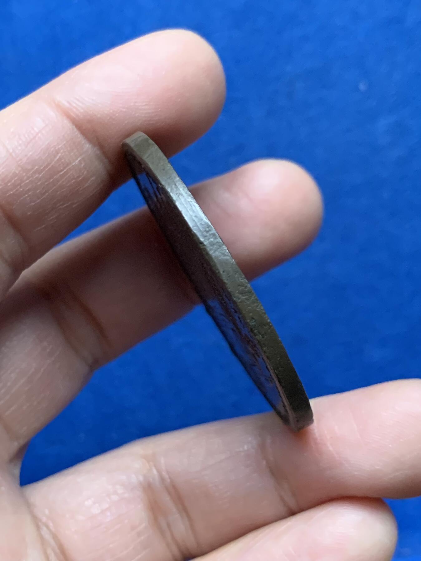 《竞宝斋》第450场 周日，周一，周二  3场连拍 （全场包邮，欢迎送拍） 英国1832年议会改革运动纪念铜章 32.85克 44.2mm 细节见图