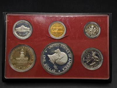 【淘币小摊】实时拍第八百三十六拍   银币套币场   满百包邮可预留二周 每周一统一发货   - 美国1976年建国200周年精制套币