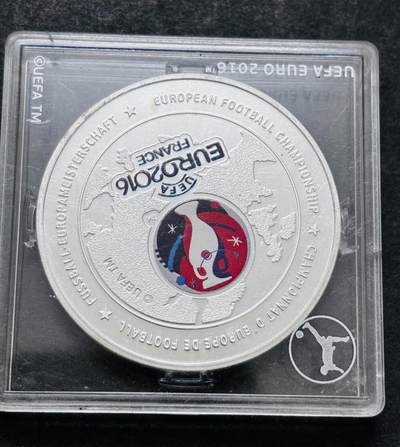 文馨钱币收藏第 286 场，圣诞节专场【 长期接收代拍品低至 0 佣金】 - 全新带原盒   2016年法国欧洲杯铜镀银纪念章