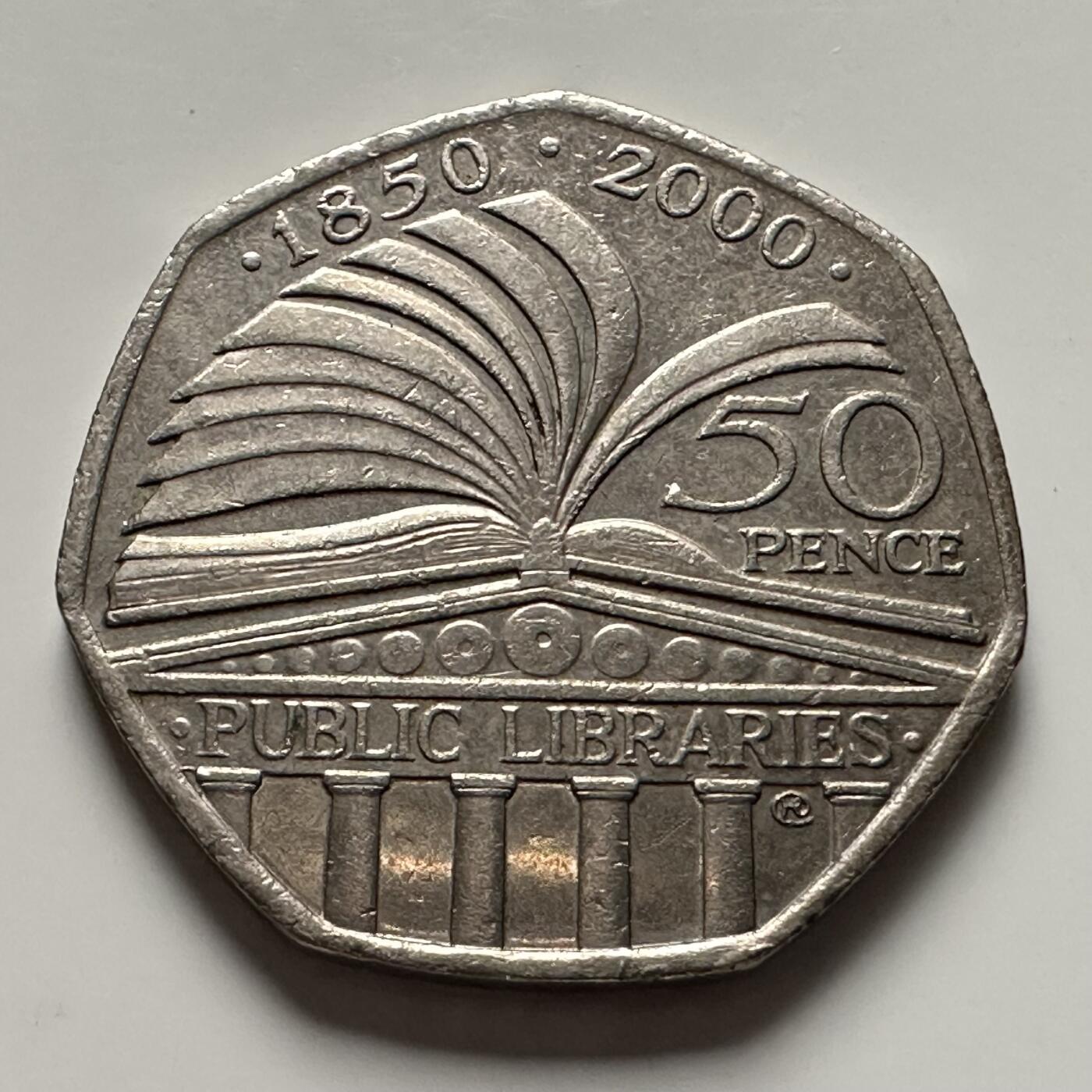 🌹外币初藏🌹🐯2025年第144场  每周二四六晚8️⃣点 接代拍 英国2000年50便士 纪念币 b