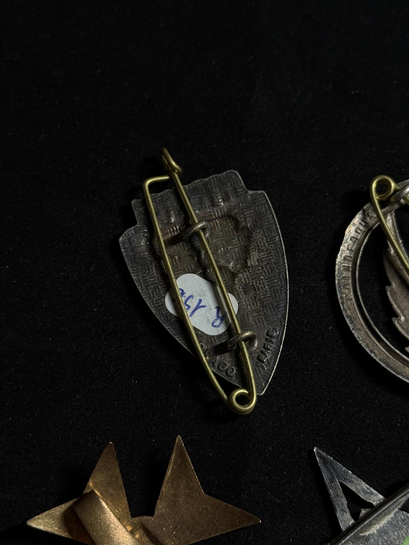 欢庆元旦！戎马世界章牌大赏第109期元旦大拍 法国部队证章一组