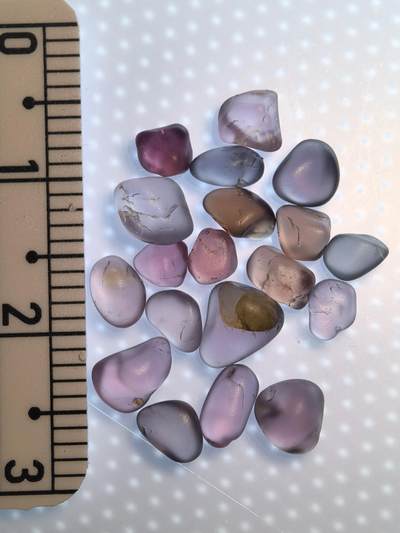 缅甸虫珀 宝石 化石专场 - 缅甸尖晶石原石水冲料一组3克拉多