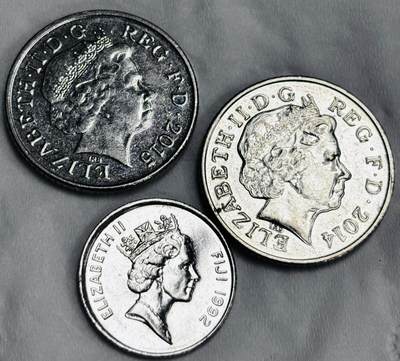 文馨钱币收藏第 286 场，圣诞节专场【 长期接收代拍品低至 0 佣金】 - 原光好品英国新版盾牌 10 便士➕斐济 5 生丁 3 枚