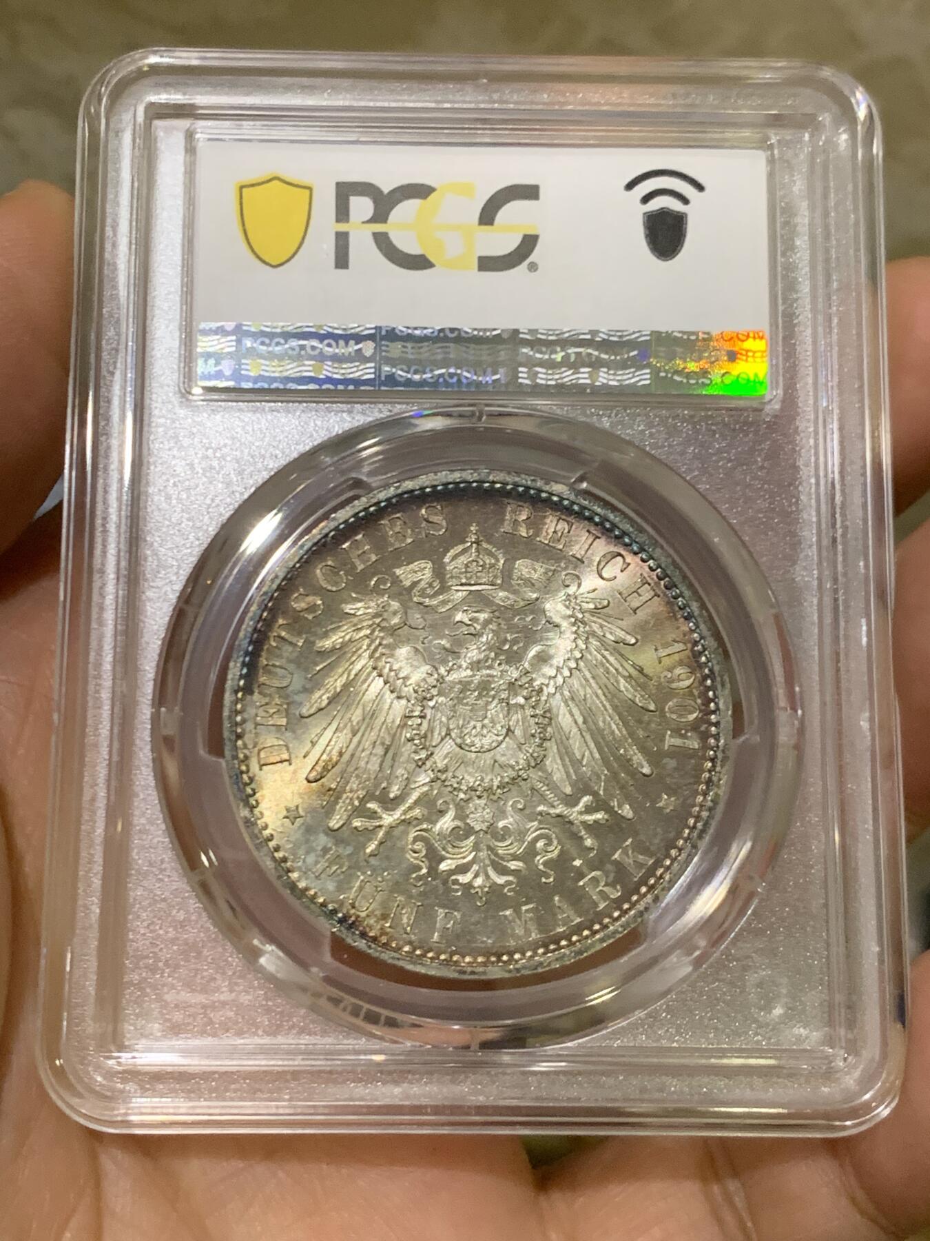 《竞宝斋》第450场 周日，周一，周二  3场连拍 （全场包邮，欢迎送拍） PCGS MS63 德国1901年普鲁士建国200周年纪念5马克大银币 边缘包浆 性价比