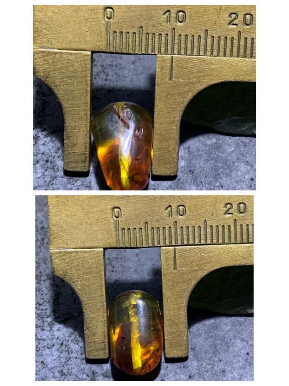 乌克兰花珀通货随形珠一个，