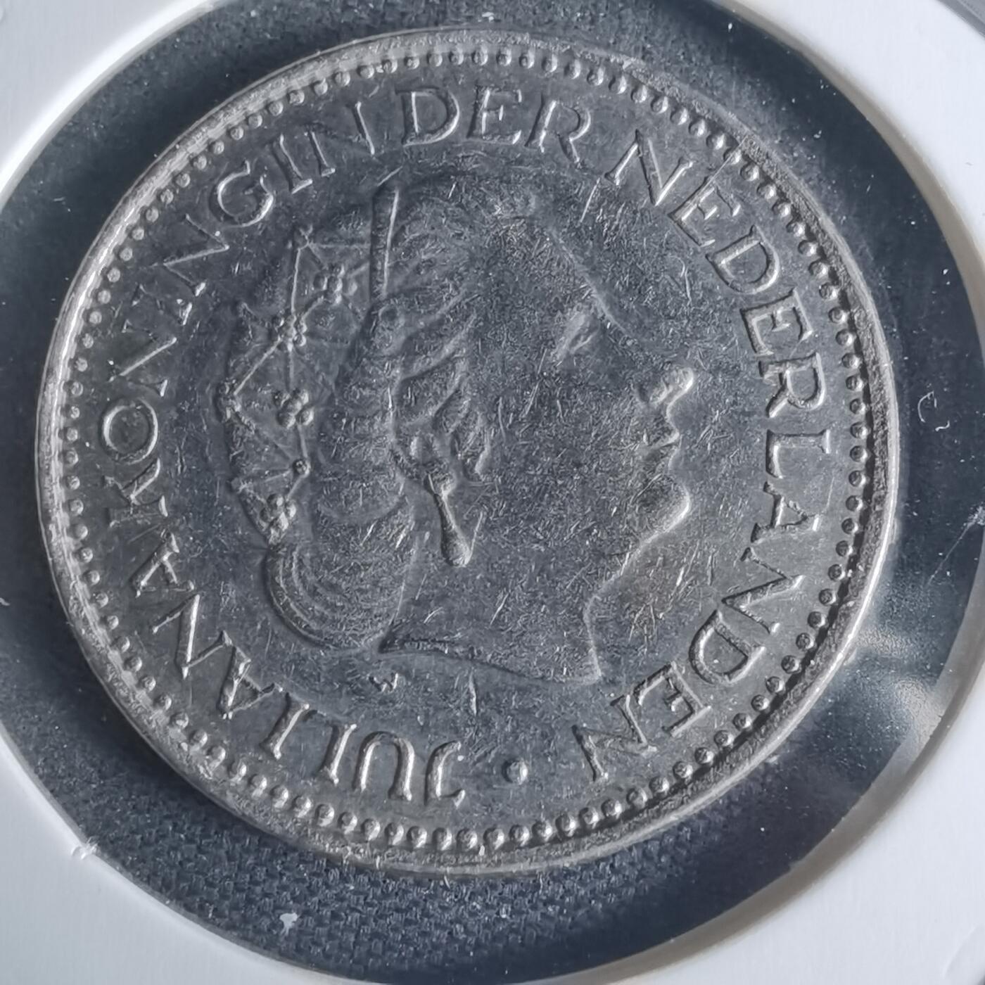 沼泽如烟--第942场 荷兰1978年1盾