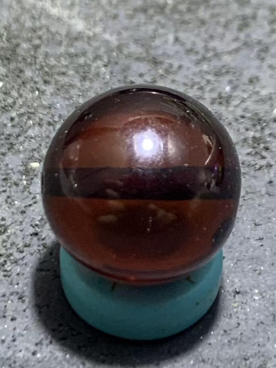 天然乌克兰血珀通货圆珠一颗，