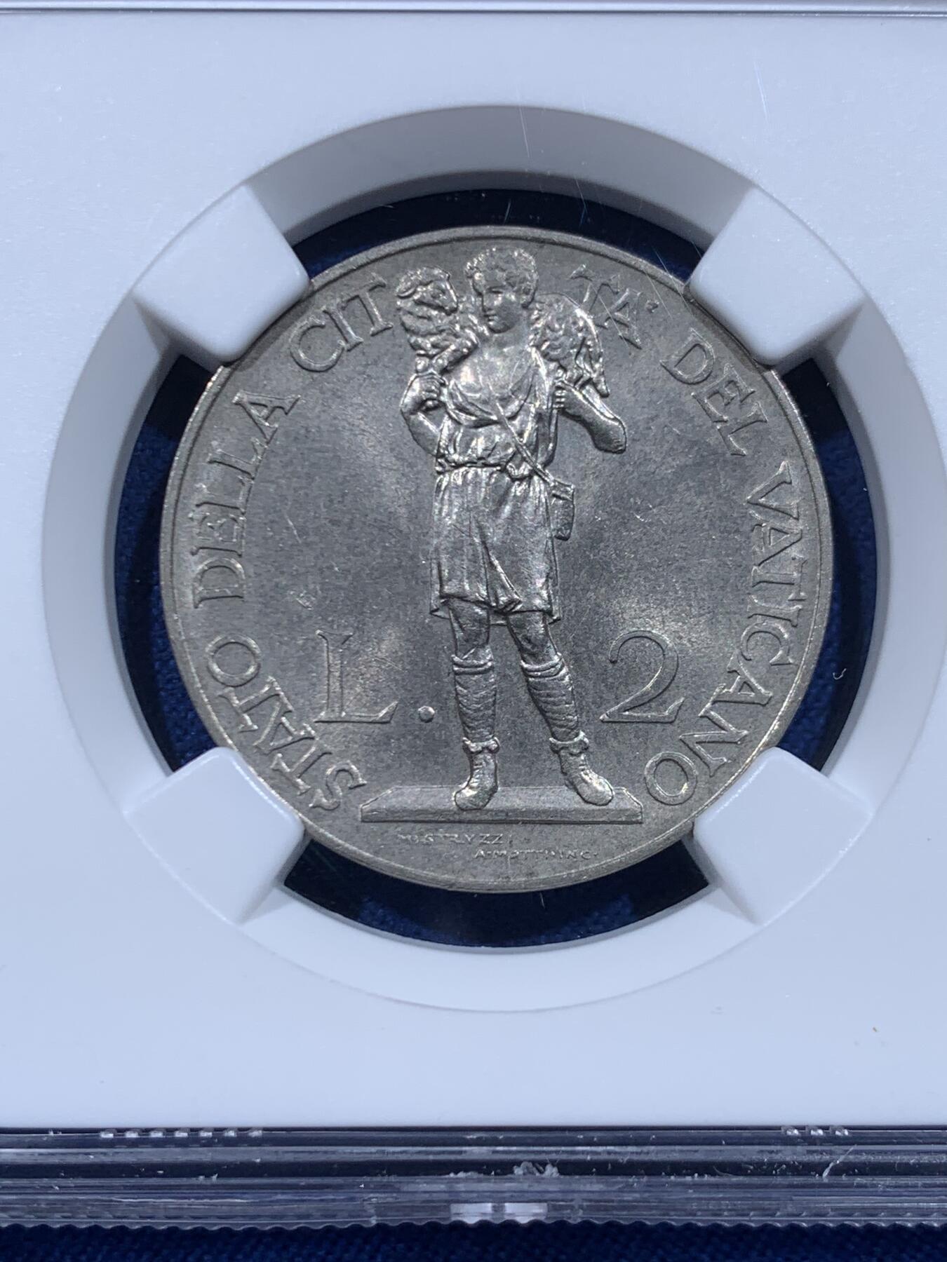 《竞宝斋》第450场 周日，周一，周二  3场连拍 （全场包邮，欢迎送拍） NGC MS63 梵蒂冈1930扛羊二里拉镍币，原光好品相，经典品种