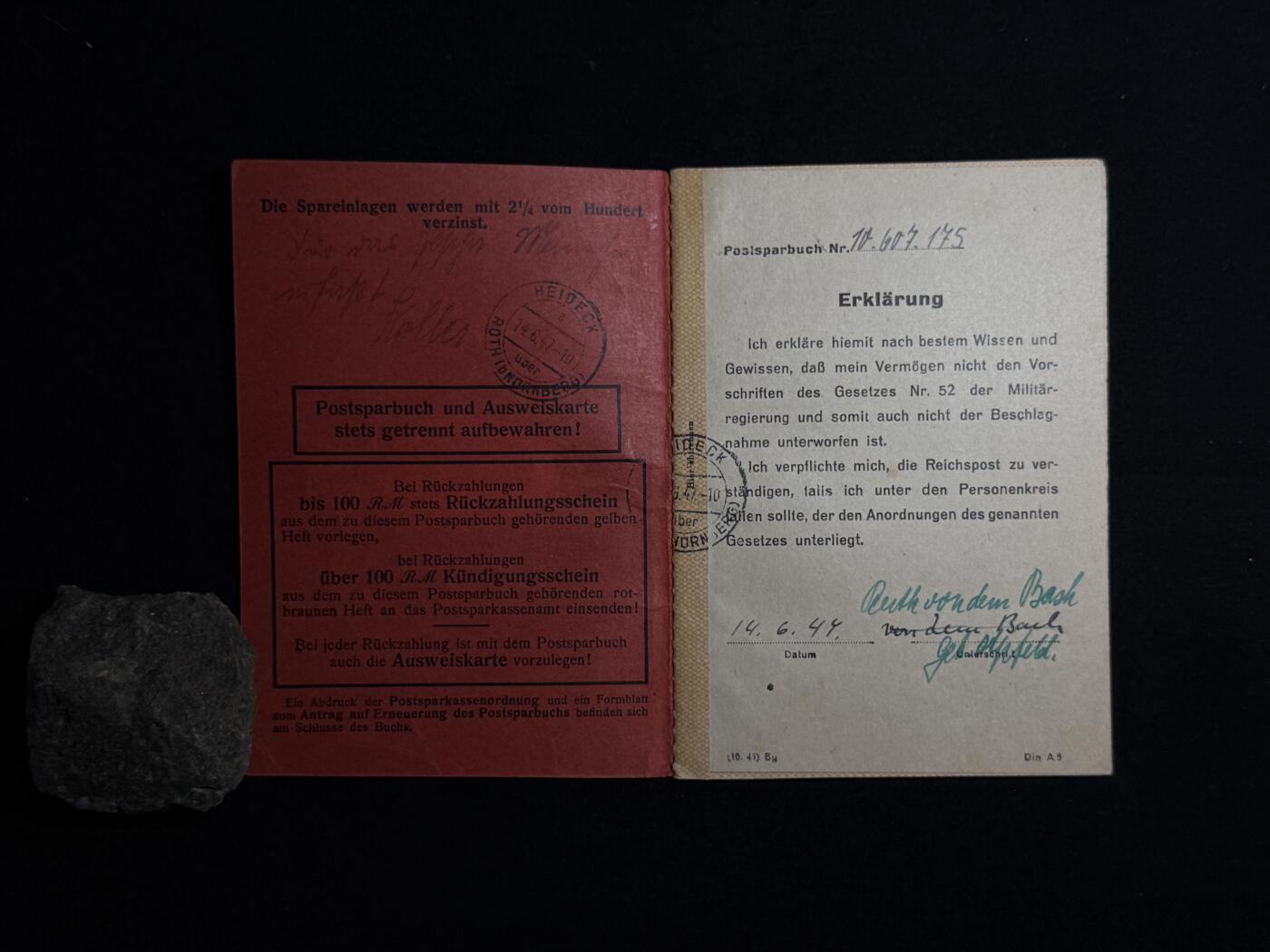 欢庆元旦！戎马世界章牌大赏第109期元旦大拍 铭记历史，珍爱和平！德国二战家庭储蓄本，拥有者埃里希．冯．登．巴赫ss上将，骑士铁十字获得者 东线镇压游击队总指挥，参与过镇压华沙起义