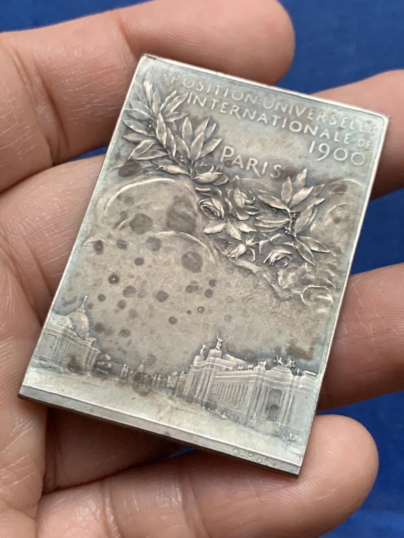 《竞宝斋》第450场 周日，周一，周二  3场连拍 （全场包邮，欢迎送拍） 名家奥斯卡罗蒂作品 1900年世博会镀银铜质方章 35.5克 35.8*50.8mm 丰饶角铜标 带原盒 高浮雕 好品