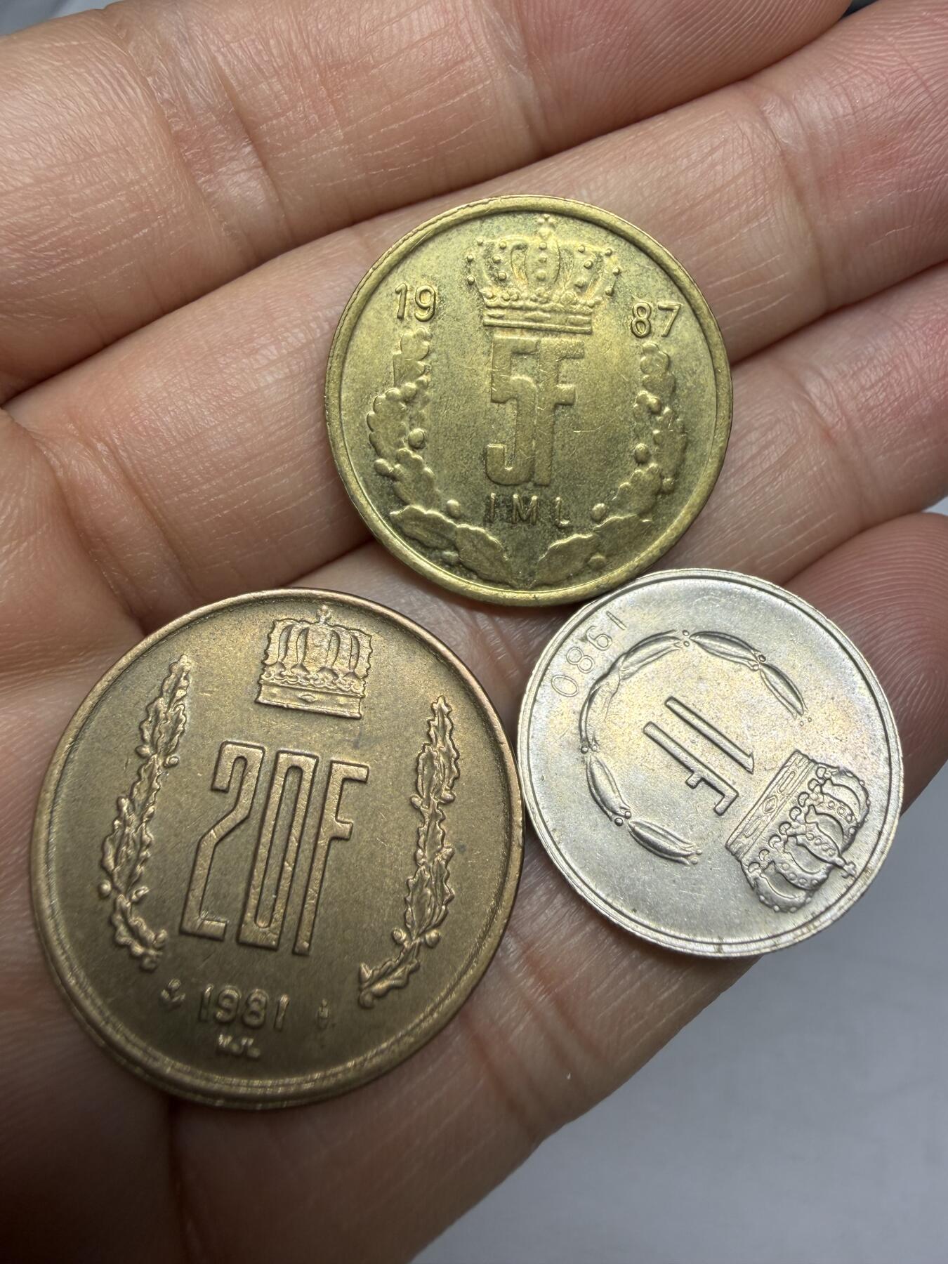 2025年集古藏今外币拍卖第十一期-第3场—（总第293拍），可以寄存60天，满160元包邮。 比利时3枚