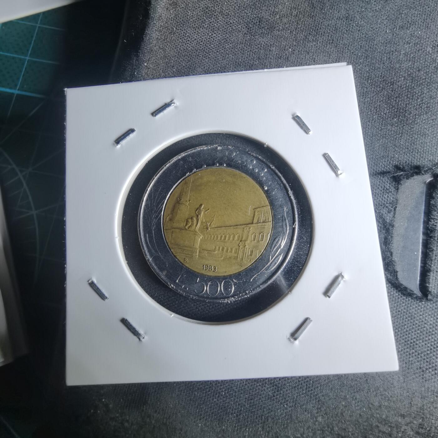 沼泽如烟--第942场 意大利1983年500里拉