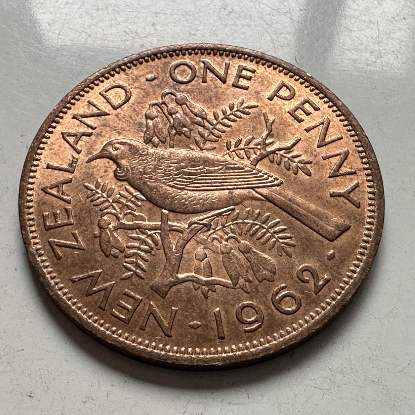 🌹外币初藏🌹🐯2025年第144场  每周二四六晚8️⃣点 接代拍 新西兰1962年一便士