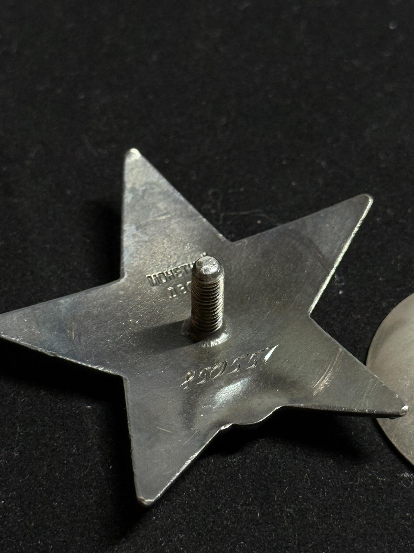 欢庆元旦！戎马世界章牌大赏第109期元旦大拍 苏联红星勋章，号段850557，非常少见的红海军事迹，得主在红色克里木号巡洋舰服役，因俘虏夺取罗马尼亚的驱逐舰马拉谢什蒂号获得