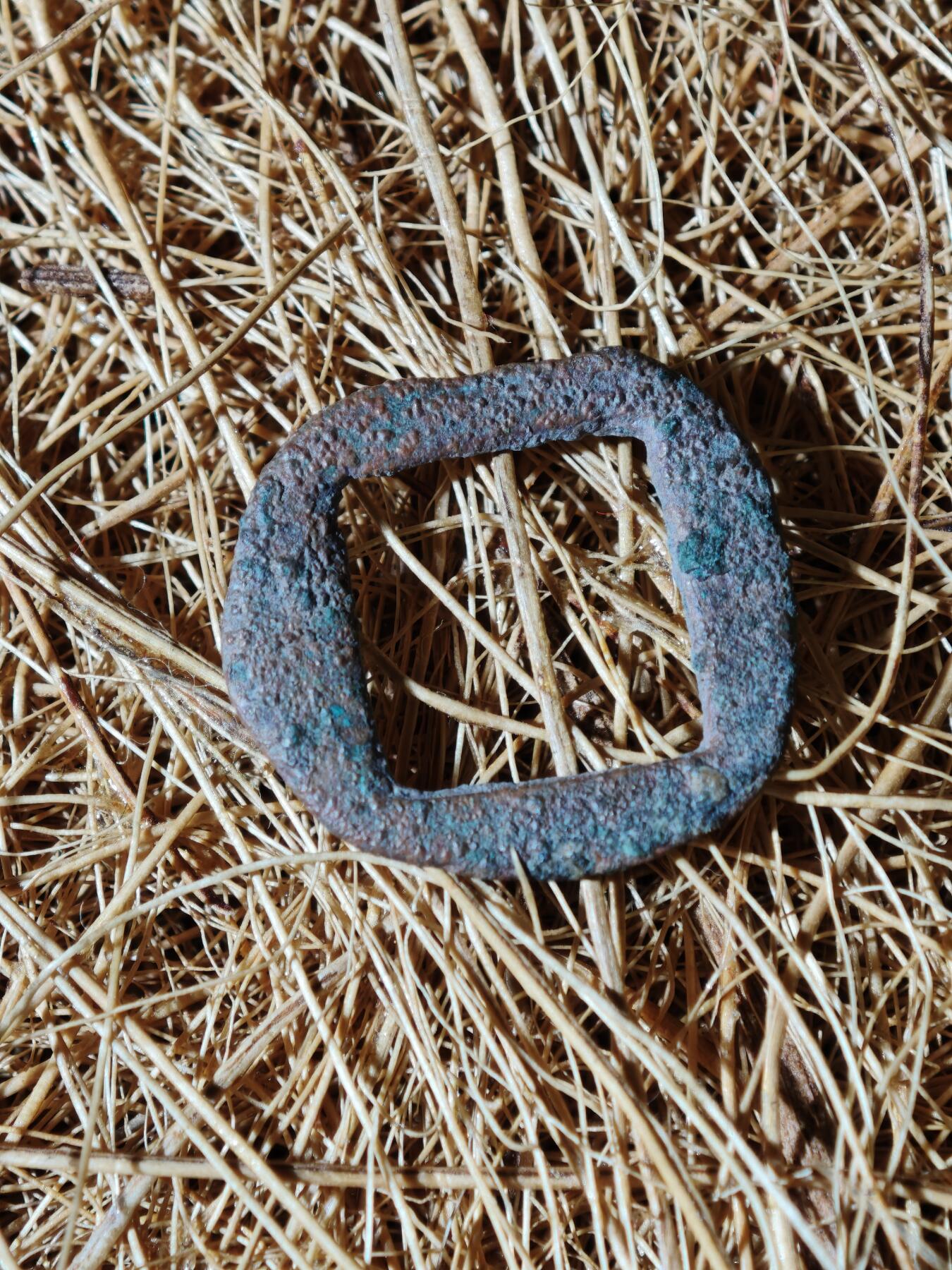 98期回流戒指饰品杂件纪念章丝路钱币专场 龟兹无文