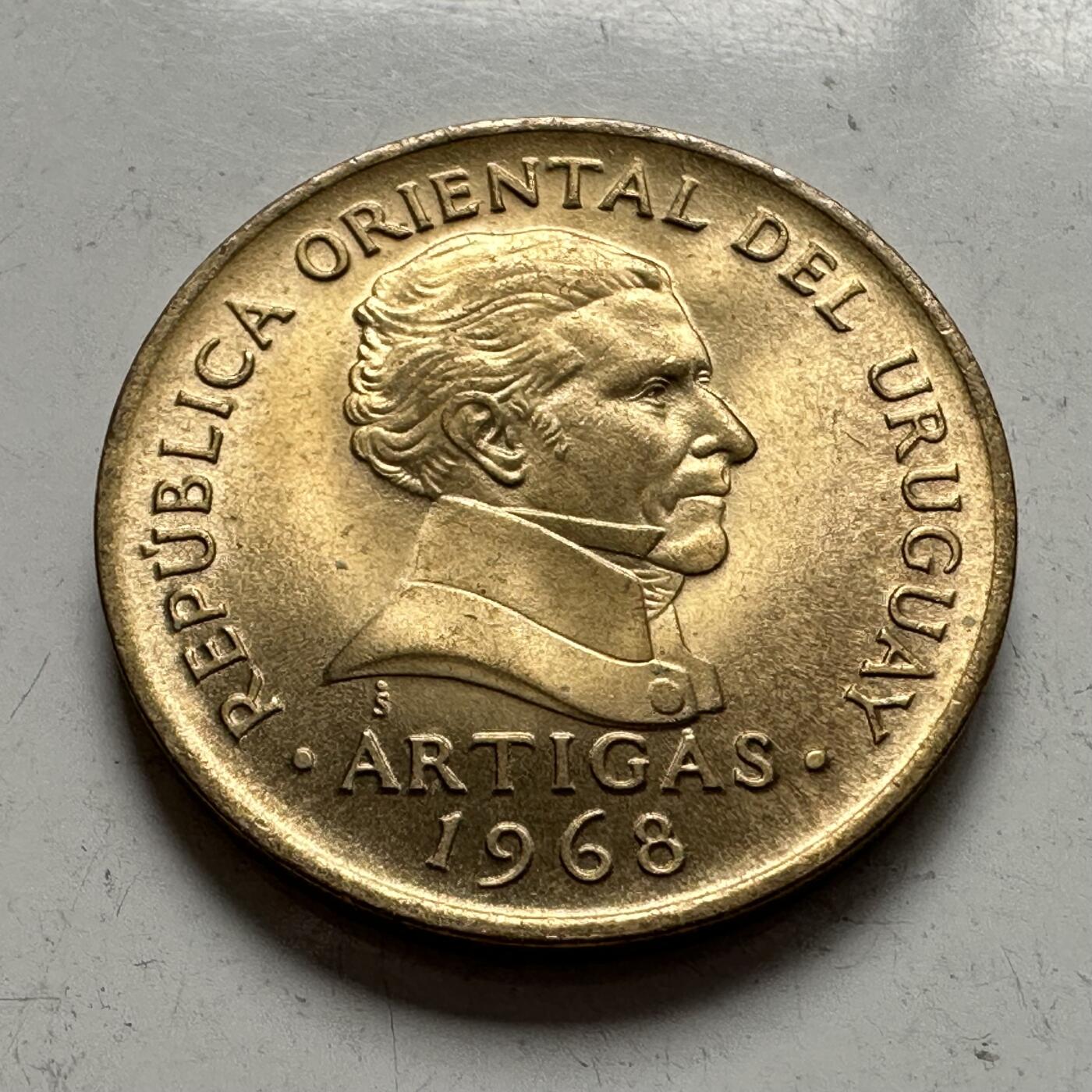 🌹外币初藏🌹🐯2025年第144场  每周二四六晚8️⃣点 接代拍 乌拉圭1968年5比索