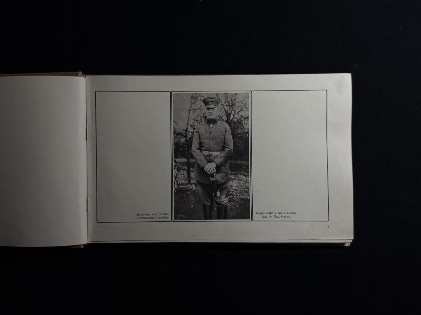 欢庆元旦！戎马世界章牌大赏第109期元旦大拍 德国部队一战画册，共计110页，有老化脱落但是未缺页，有该部队的相关百科介绍