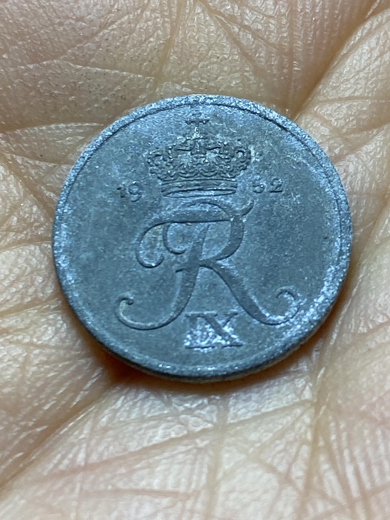 2025年第一百四十五场(总第一百七十一场）高品质英国一线回流散币年末特拍场第二场(免佣金) 丹麦🇩🇰1952年1欧尔(弗雷德里克九世第一版，N; S版)