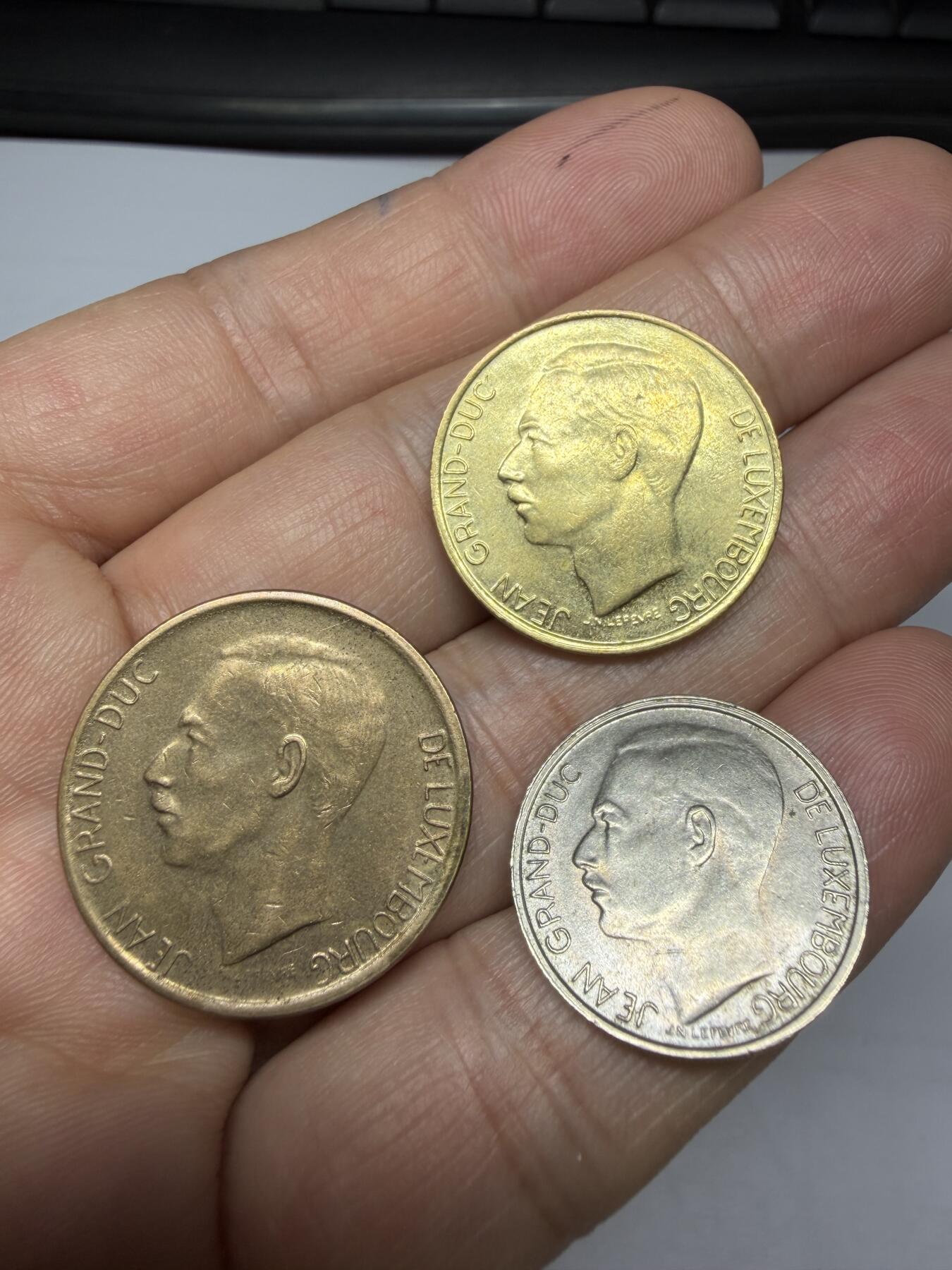 2025年集古藏今外币拍卖第十一期-第3场—（总第293拍），可以寄存60天，满160元包邮。 比利时3枚