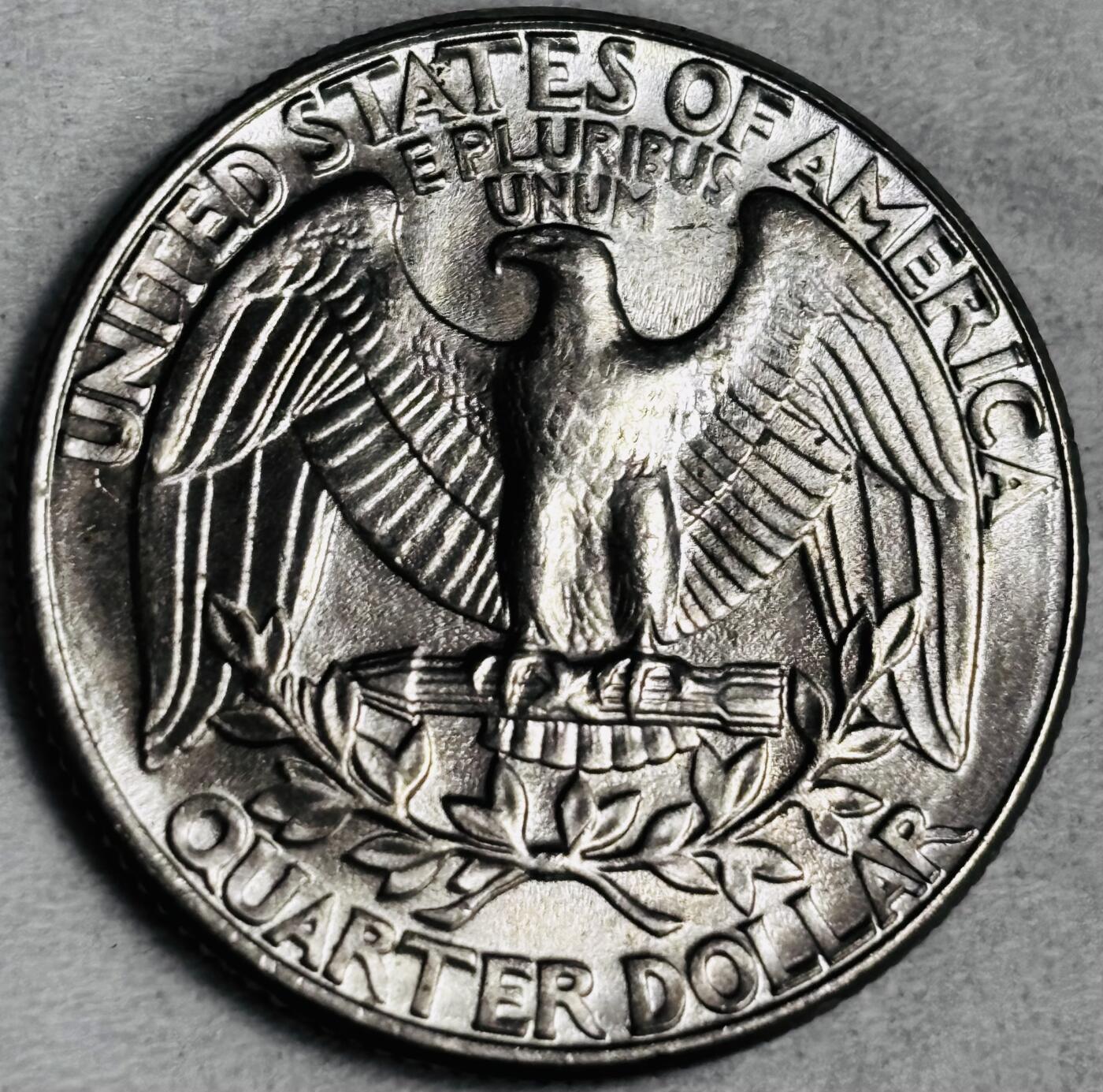 文馨钱币收藏第 286 场，圣诞节专场【 长期接收代拍品低至 0 佣金】 全新 1987 年美国白头鹰 25 美分 D 版