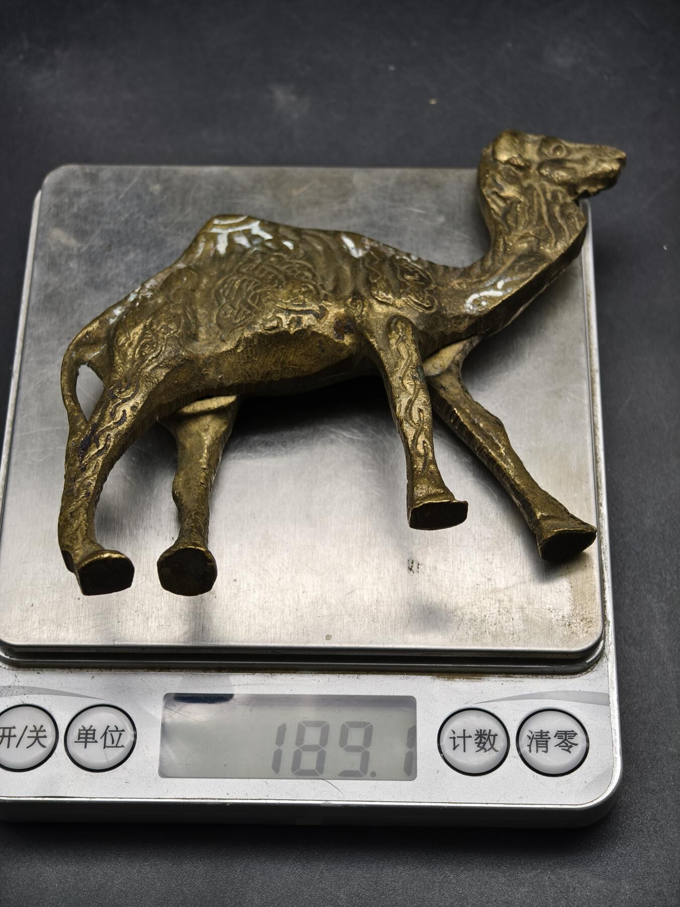 98期回流戒指饰品杂件纪念章丝路钱币专场 铜骆驼