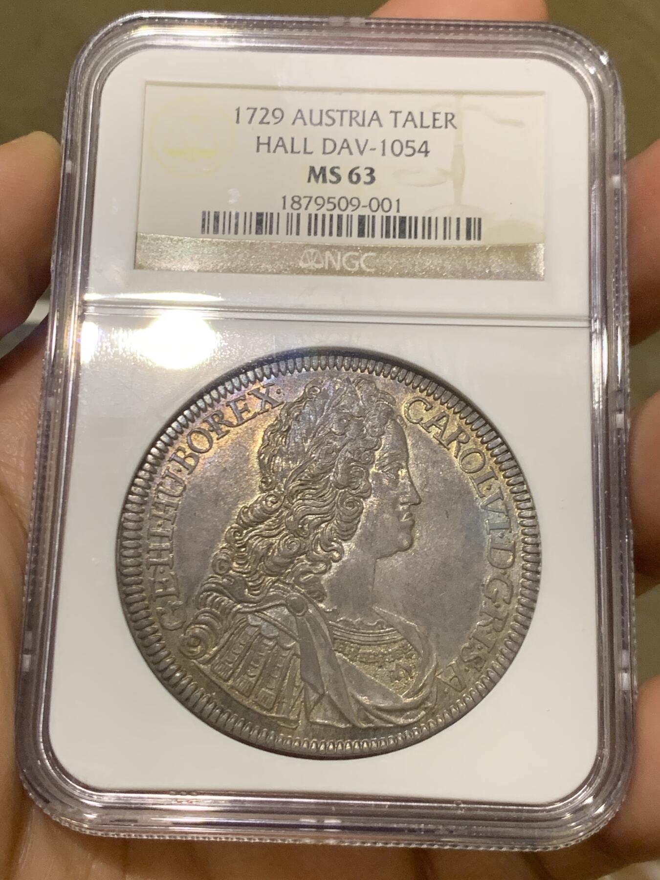 《竞宝斋》第450场 周日，周一，周二  3场连拍 （全场包邮，欢迎送拍） 冠军分 NGC MS63 神圣罗马帝国奥地利1729年 卡尔六世1泰勒大银币 光度细节都很不错