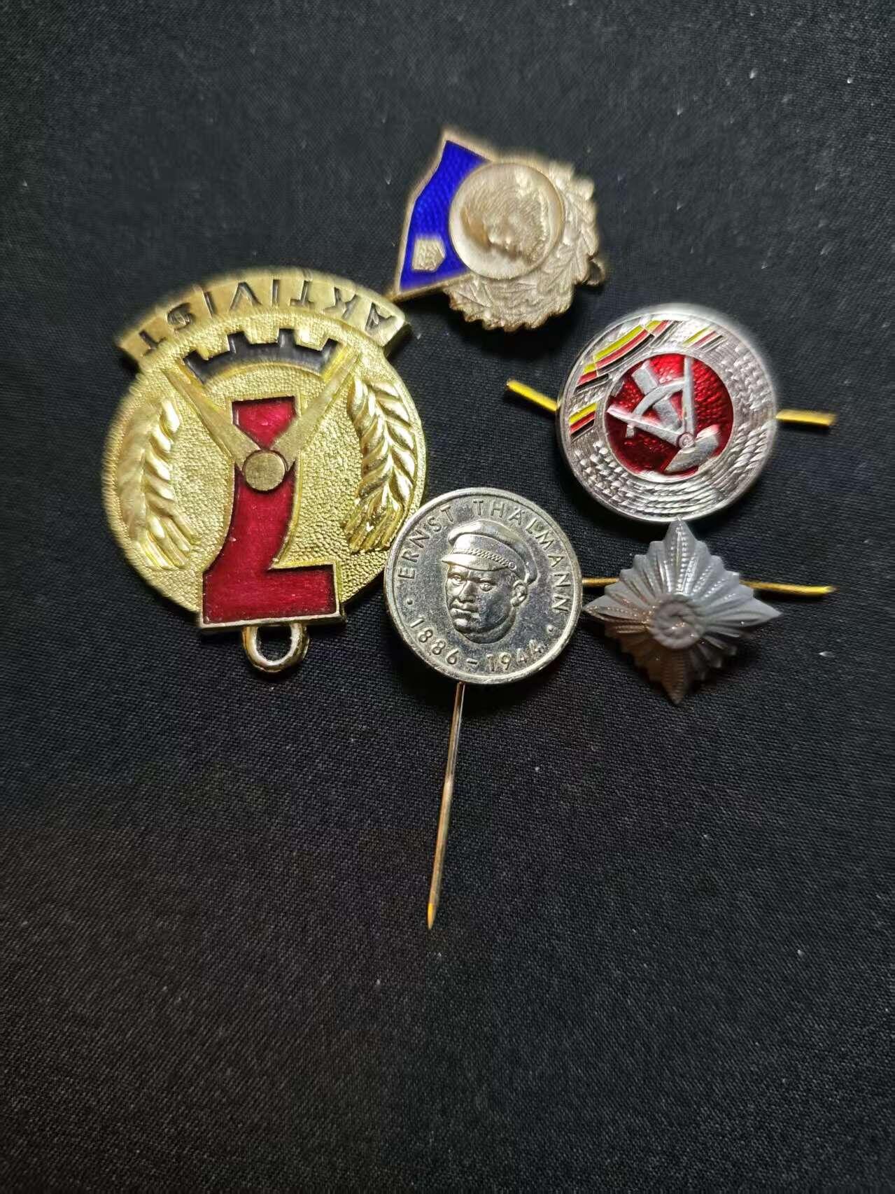 罗岚⭐爱藏⭐甄选专拍第二场-分享拍场赚佣（实体店在建中···） 民主德国勋赏一组（青年积极分子证章 台尔曼胸章）