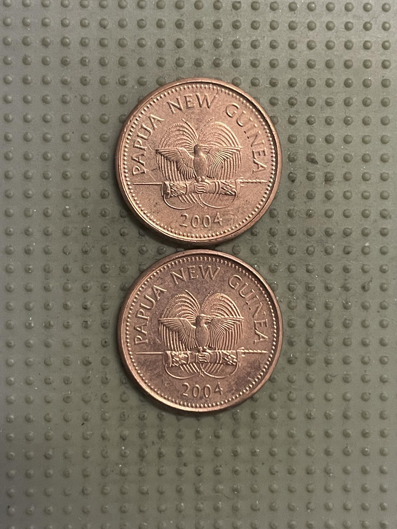 2025年第146场各国散币拍卖（总第146场） 巴布亚新几内亚2004年1托伊2枚