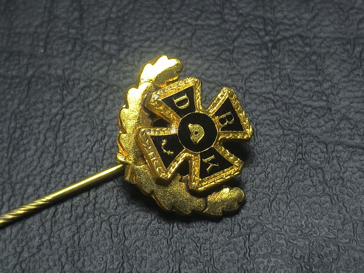 罗岚⭐爱藏⭐甄选专拍第二场-分享拍场赚佣（实体店在建中···） 德意志第三帝国战伤荣誉军人协会 -- 金级战伤证章老兵珐琅荣誉章