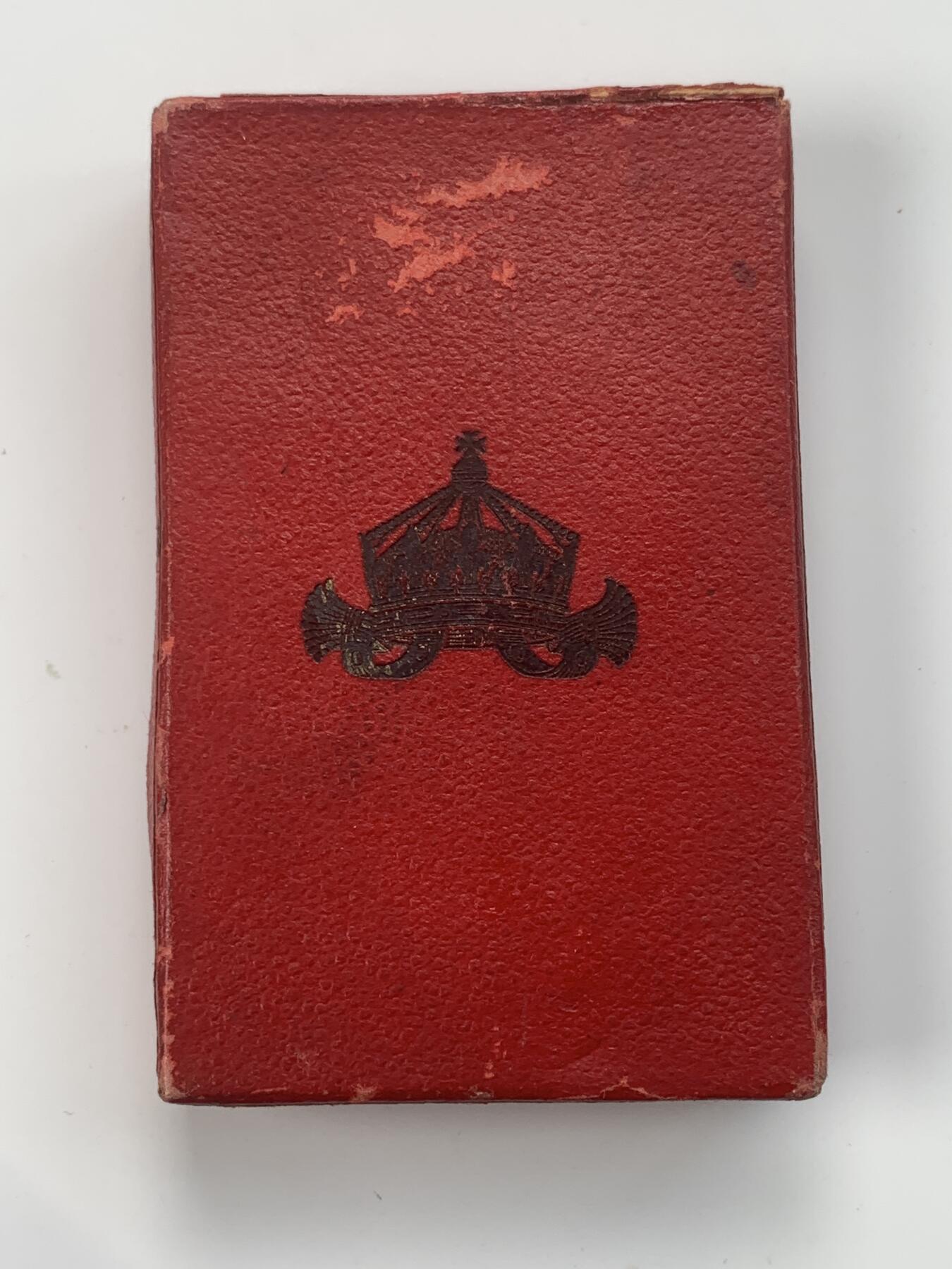 掌中浮雕-藏着的欧洲第047场 1893年保加利亚费迪南一世与帕尔马的玛丽亚•路易丝结婚银质奖章 ,31.5mm,带勋条，原纸盒（有破损）, A.Scharff雕刻。稀少！