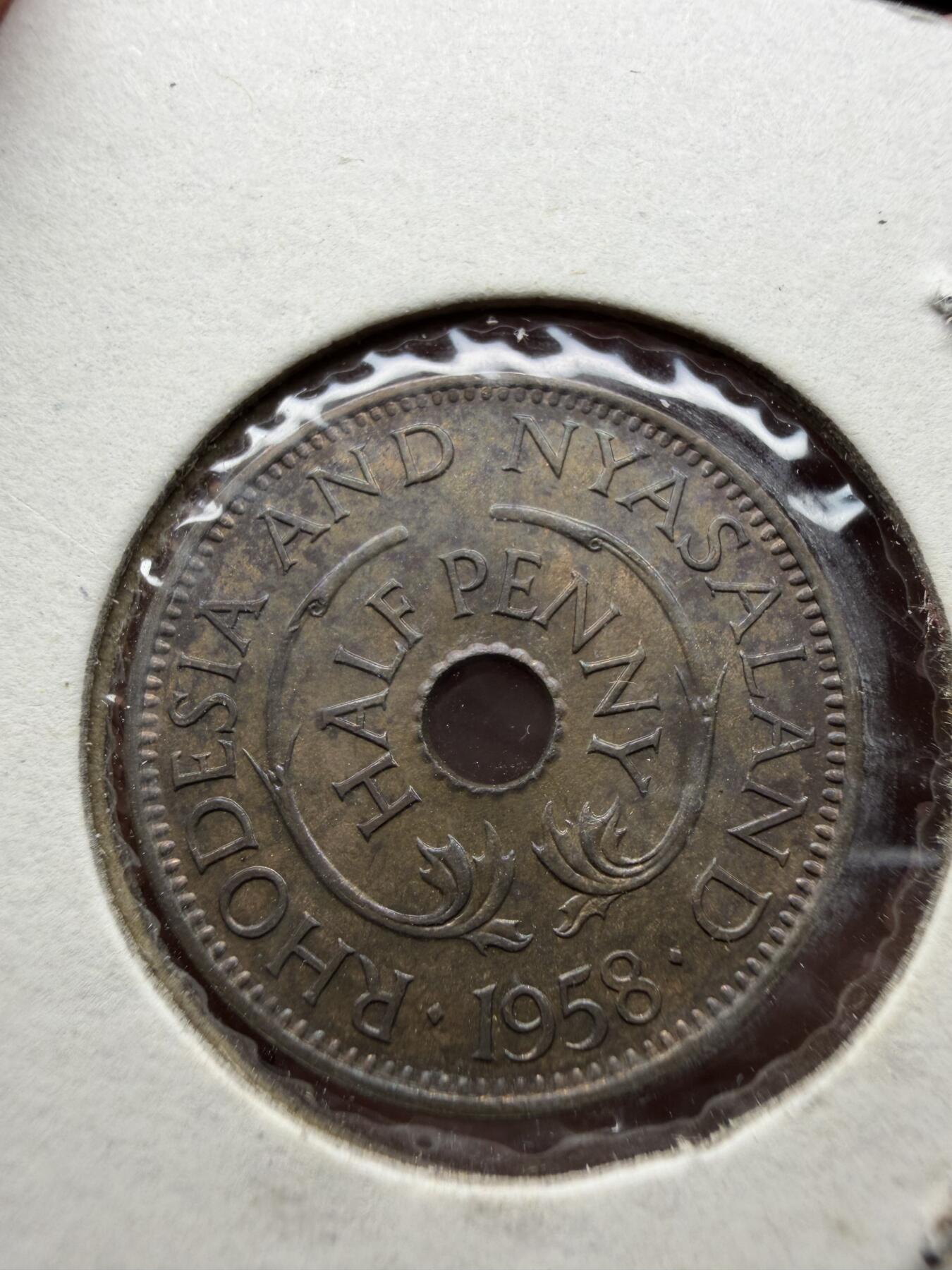 2025年集古藏今外币拍卖第十一期-第4场—（总第294拍），可以寄存60天，满160元包邮。 1958年罗德西亚和尼亚萨兰半便士