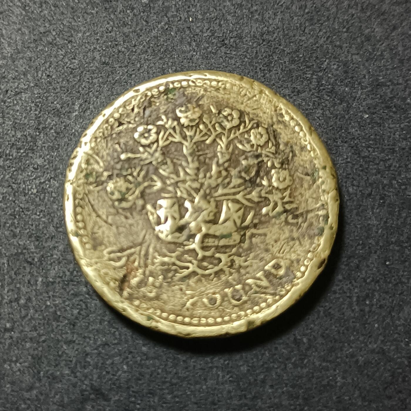 【游宝包邮场】蛇年第102期 英系国家硬币 英国-1镑 1986年