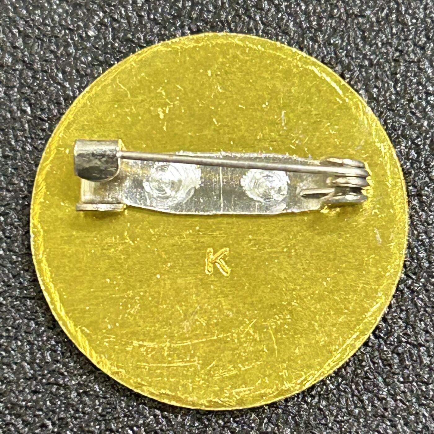 西秦中古拍卖第七十期 老挝少先队证章 十二月二日少年团证章